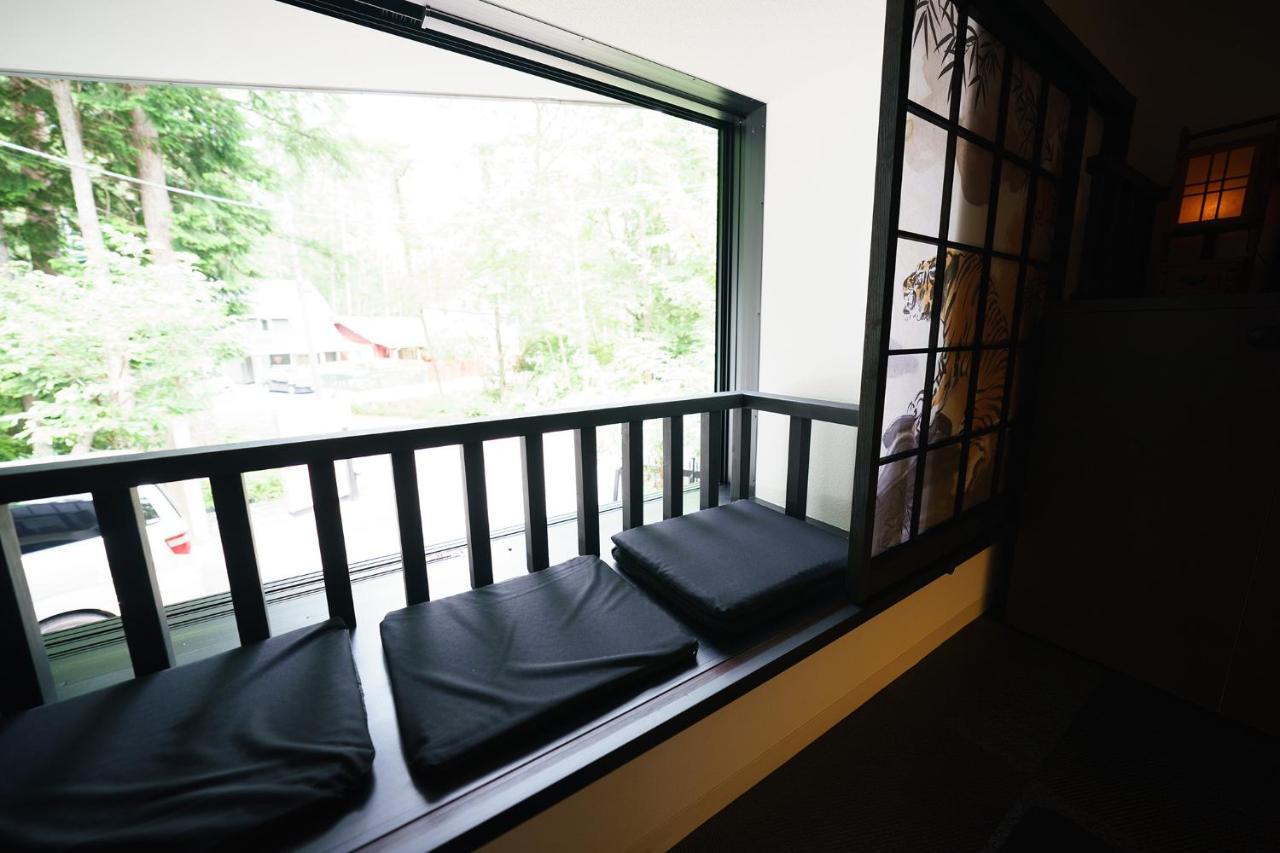Kakureyado Fujikawaguchiko Bed & Breakfast Exterior photo